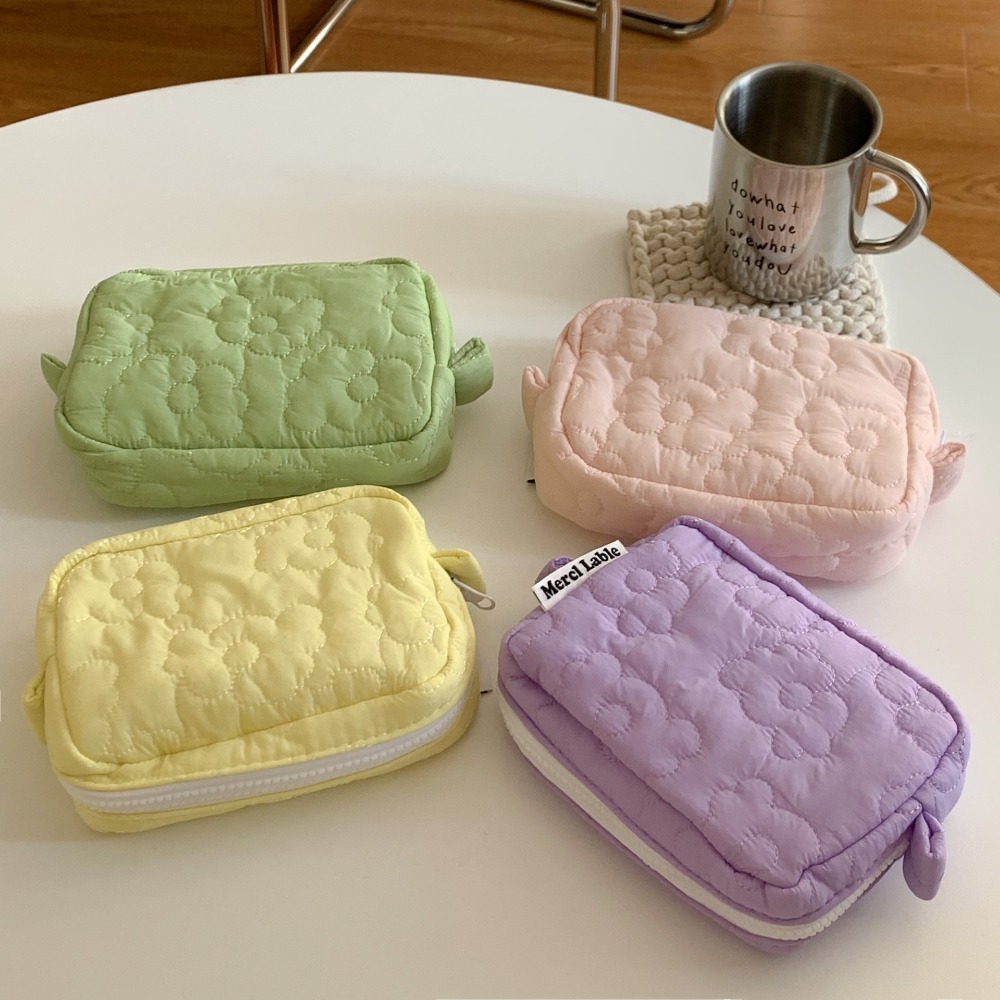 Beauty Makeup Girl - Fashion Cotton Makeup Storage Bag Korean